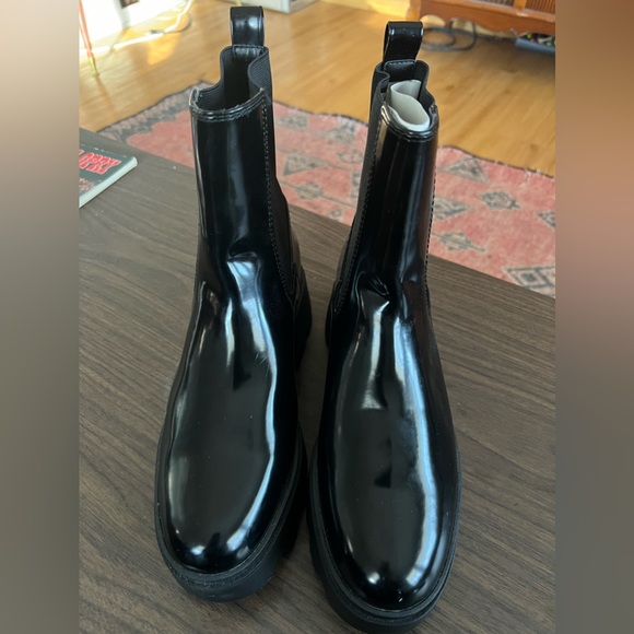 Open Edit Lug Boot - Women’s Size 9 - Picture 2 of 5